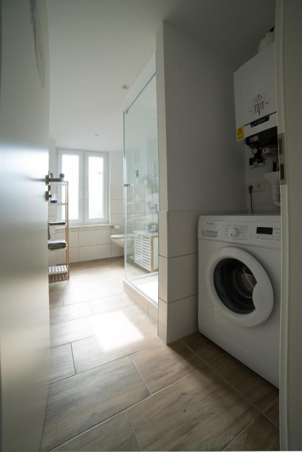 Schoene 54 M², Zentrumsnah, Kingbett Apartment
