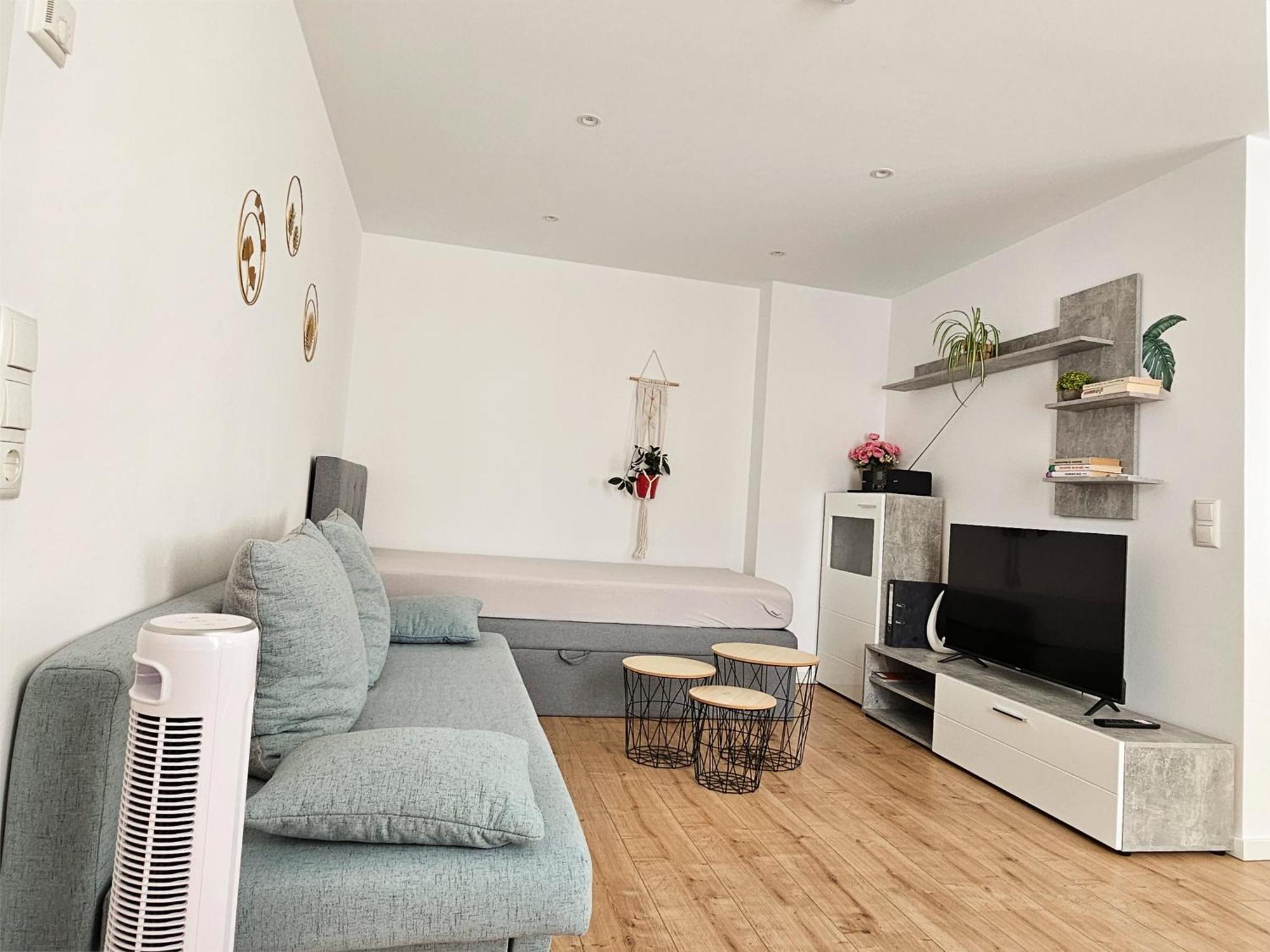 Schoene 54 M², Zentrumsnah, Kingbett Appartement Erfurt